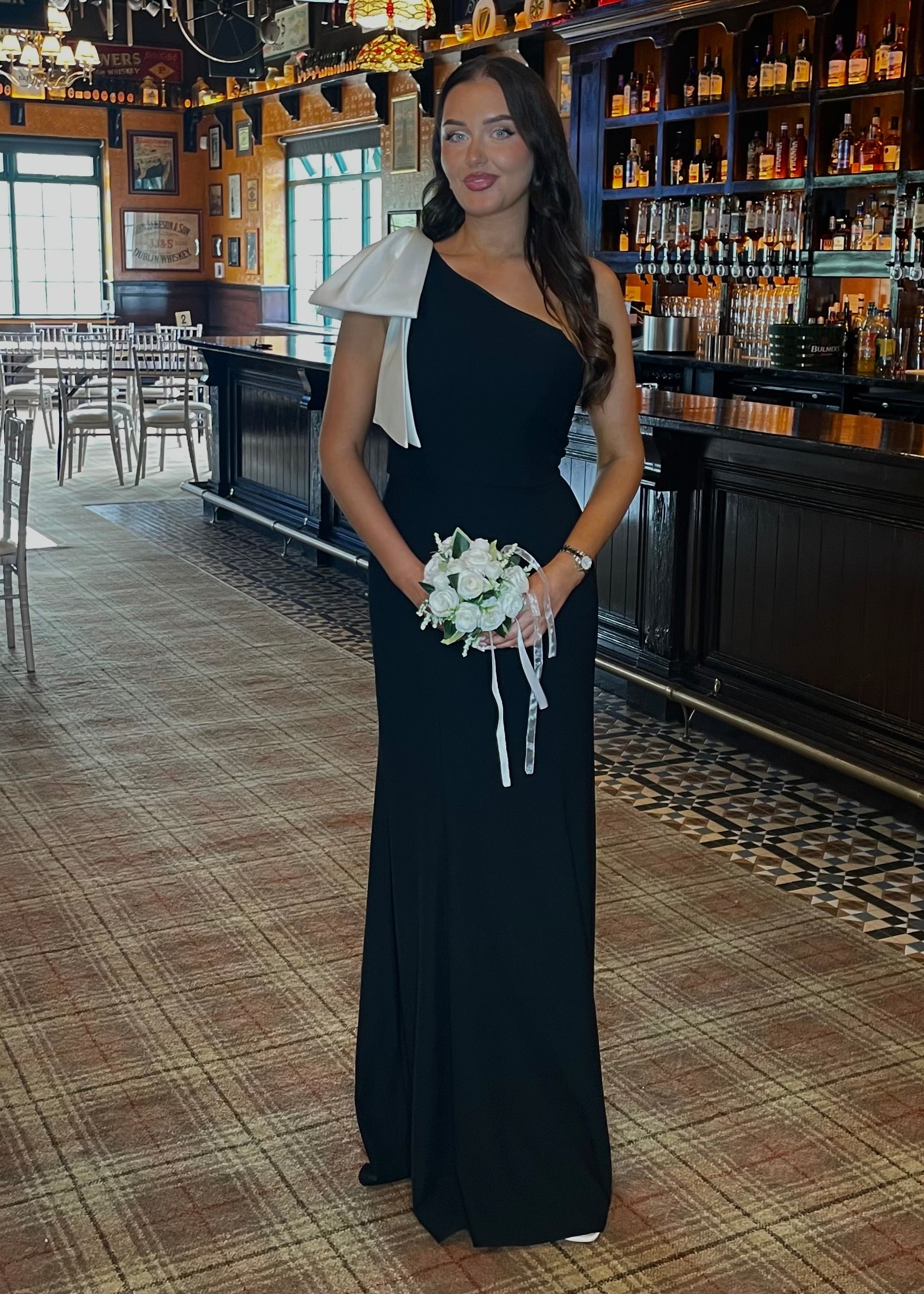 martini bridesmaid dress Martini” – Pure Boutique Women's Sexy V Neck Renaissance en Tudor kleding Train length:Chapel train - drags 18-22in (45-55cm) - medium length Look like you stepped