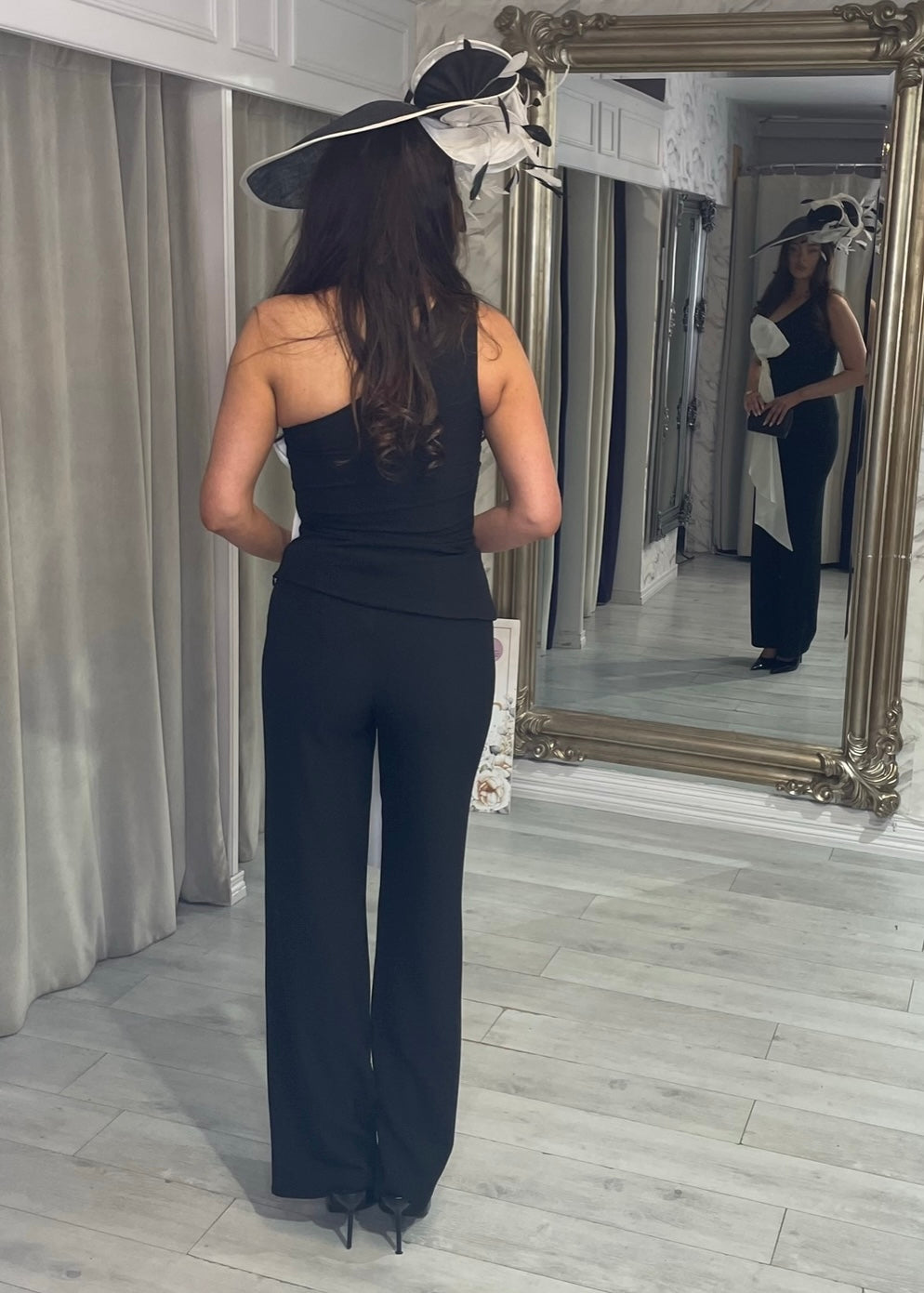 "Malak" Two Piece In Black