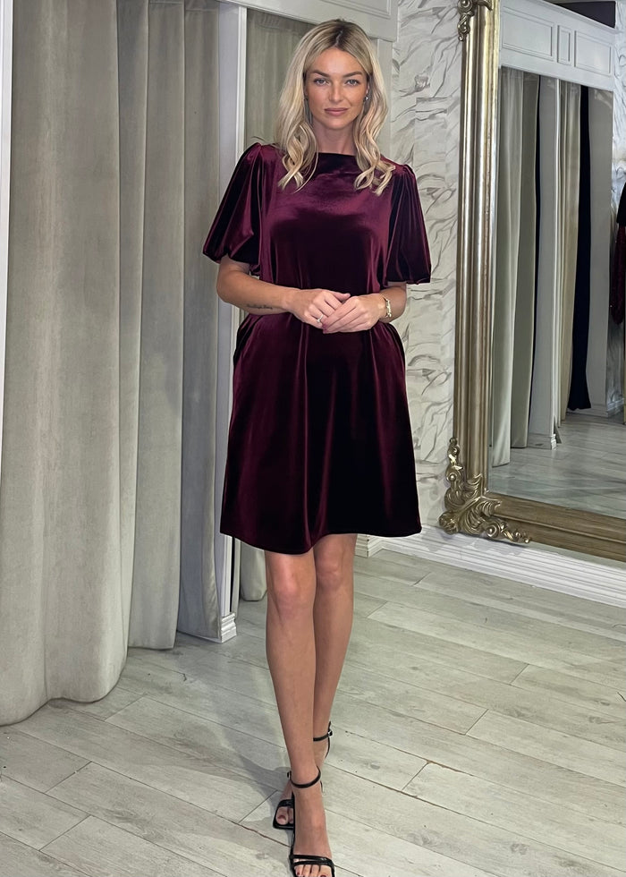 "Oakley" Dress In Burgundy Velvet