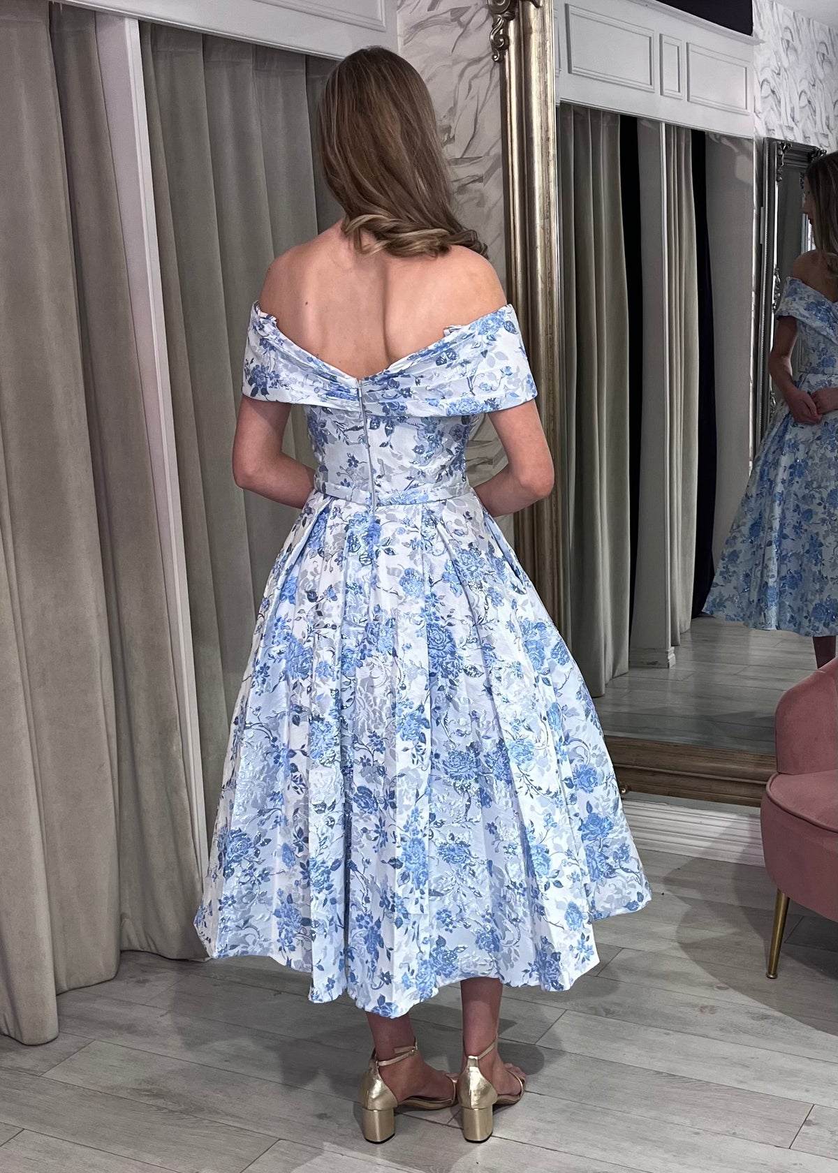 “Robyn” Dress In Blue