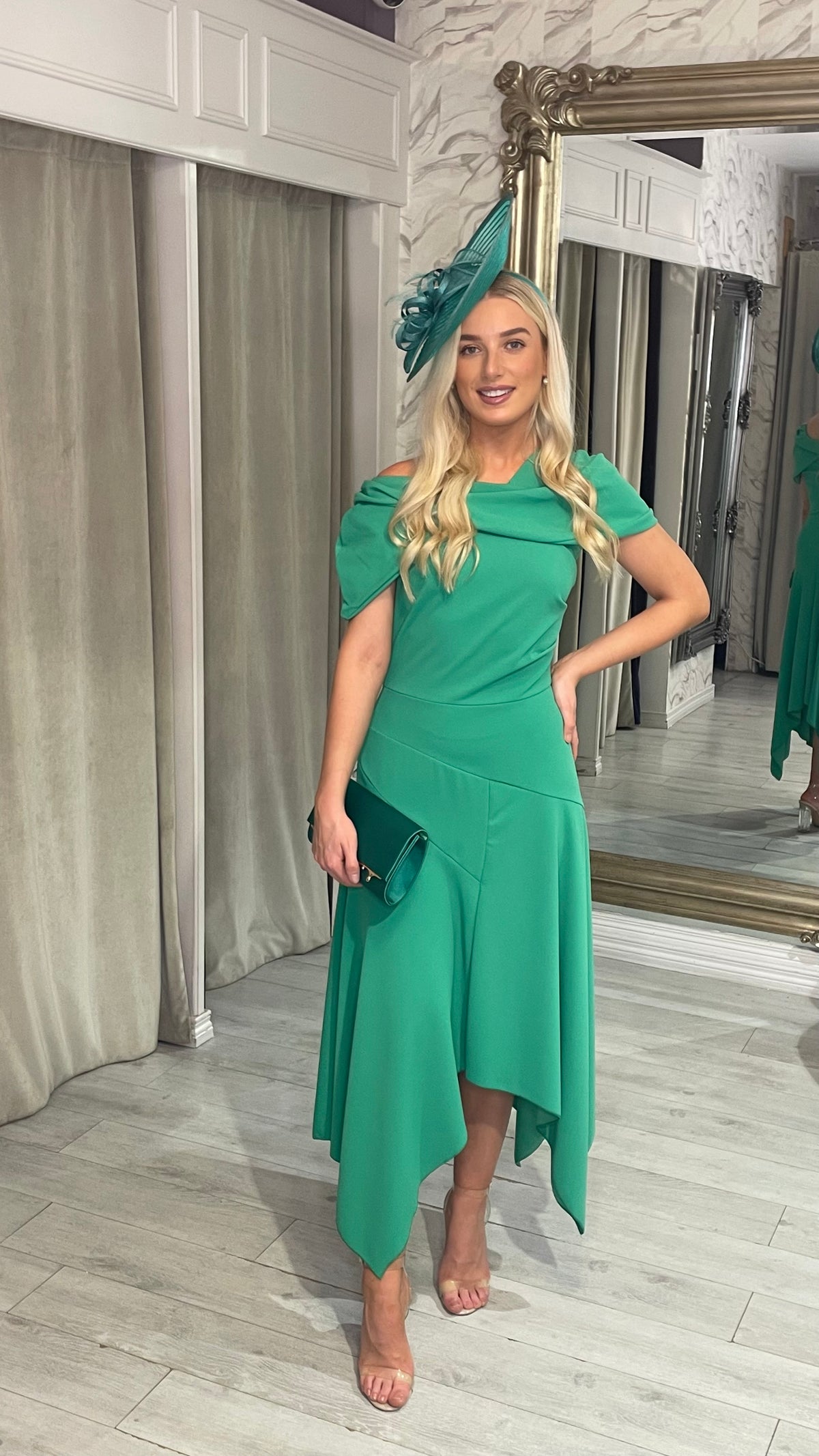 Toni dress in Green