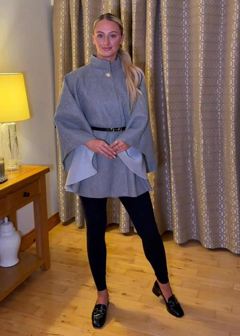 “Nelly” Cape In Grey