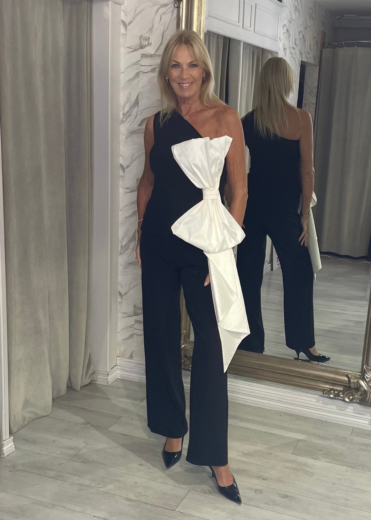 "Malak" Two Piece In Black