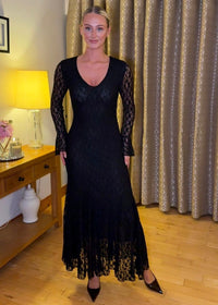 “Avery" Dress In Black