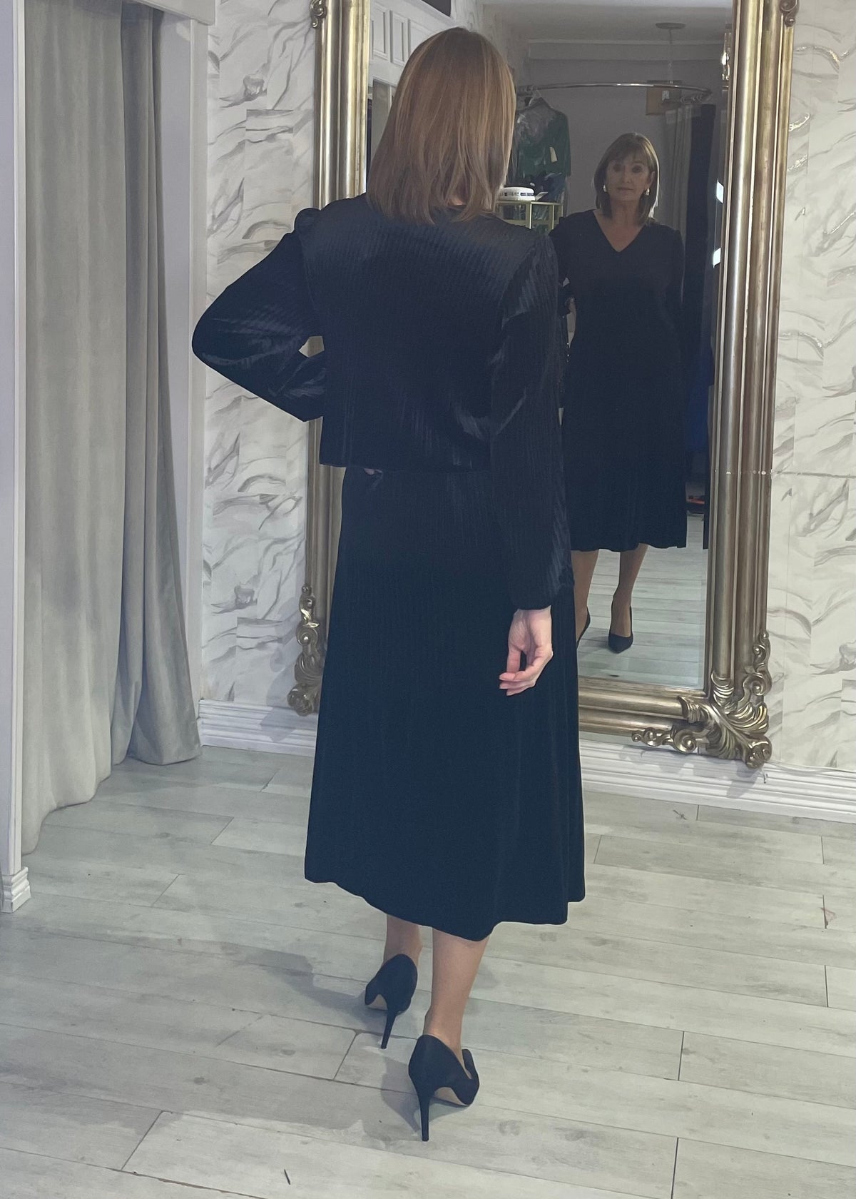 "Sadie" Dress In Velvet Black