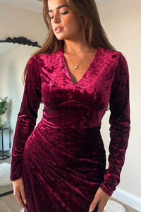 “Hailey” Dress In Burgundy Velvet