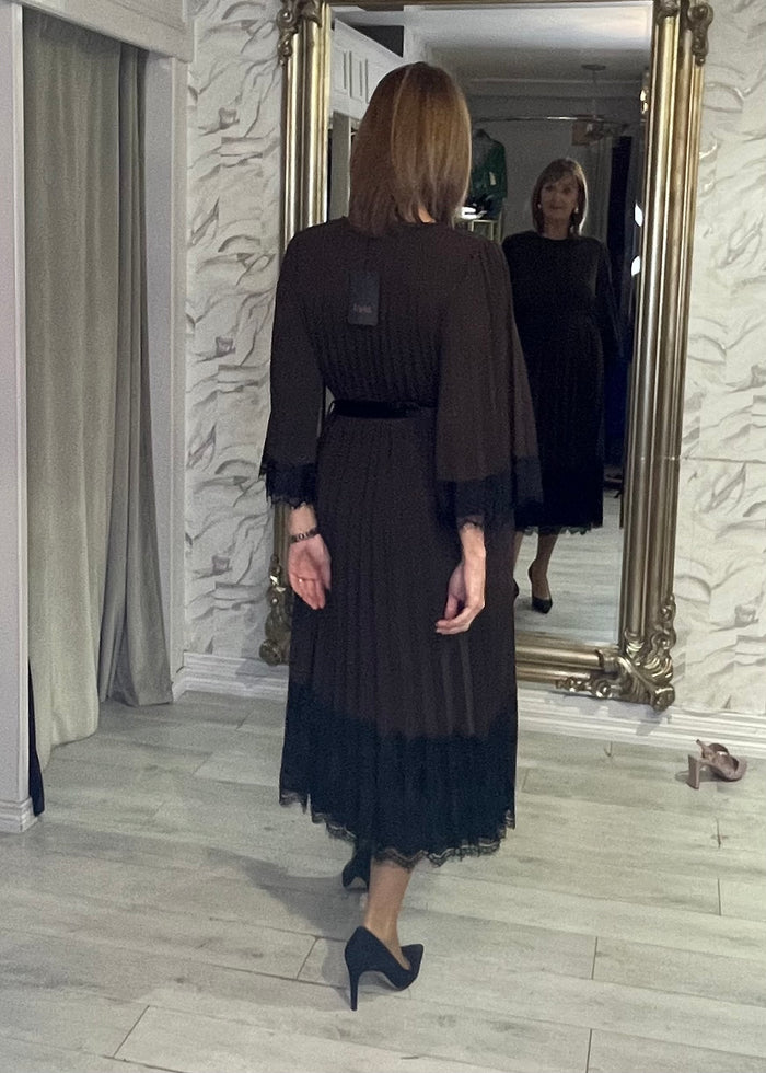 “Angie” Dress In Brown