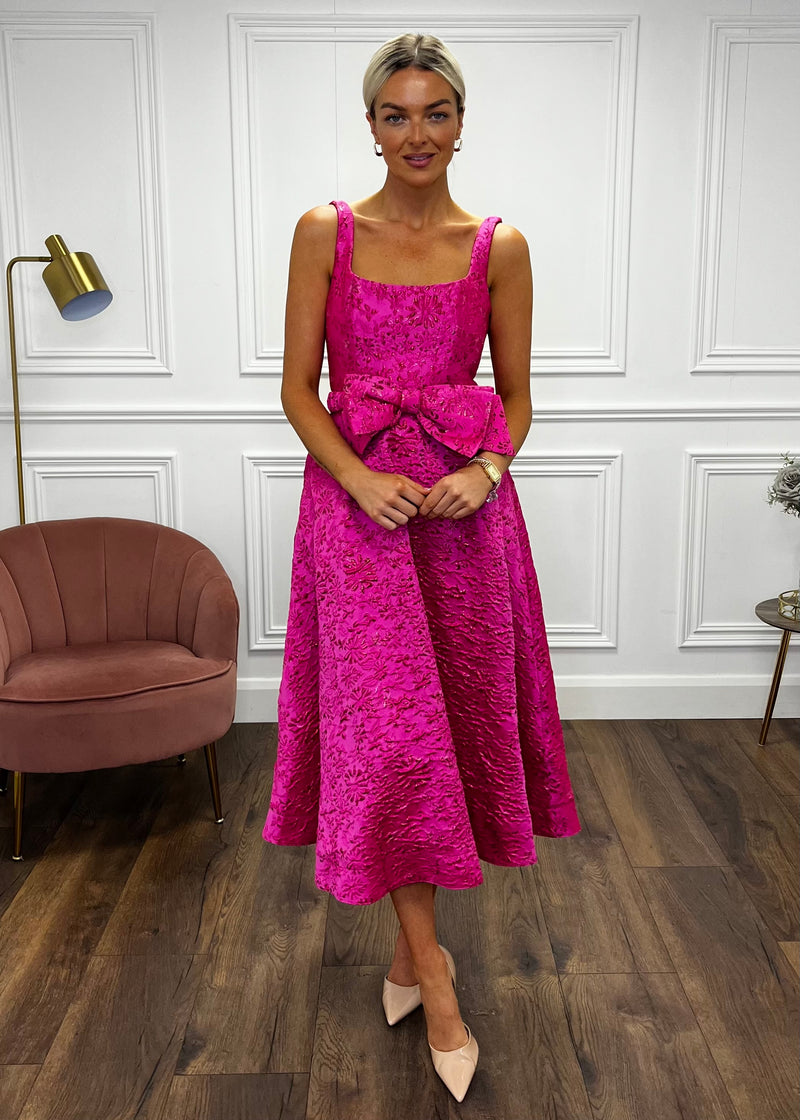 “Aria” Dress In Pink Jaquard Print