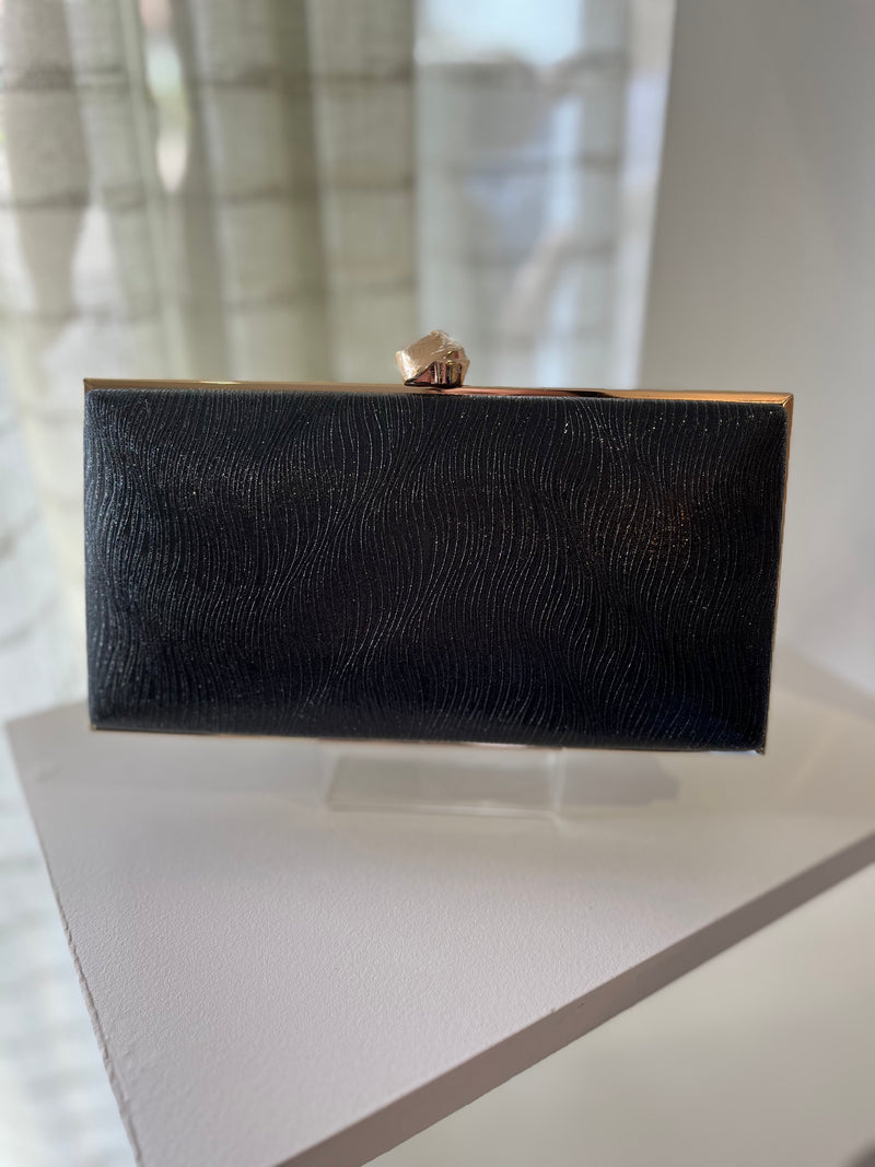 "Remi" Handbag In Black