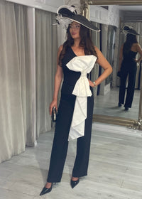 "Malak" Two Piece In Black