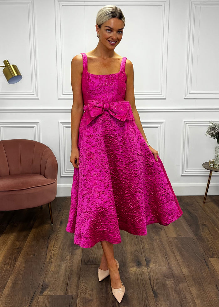 “Aria” Dress In Pink Jaquard Print