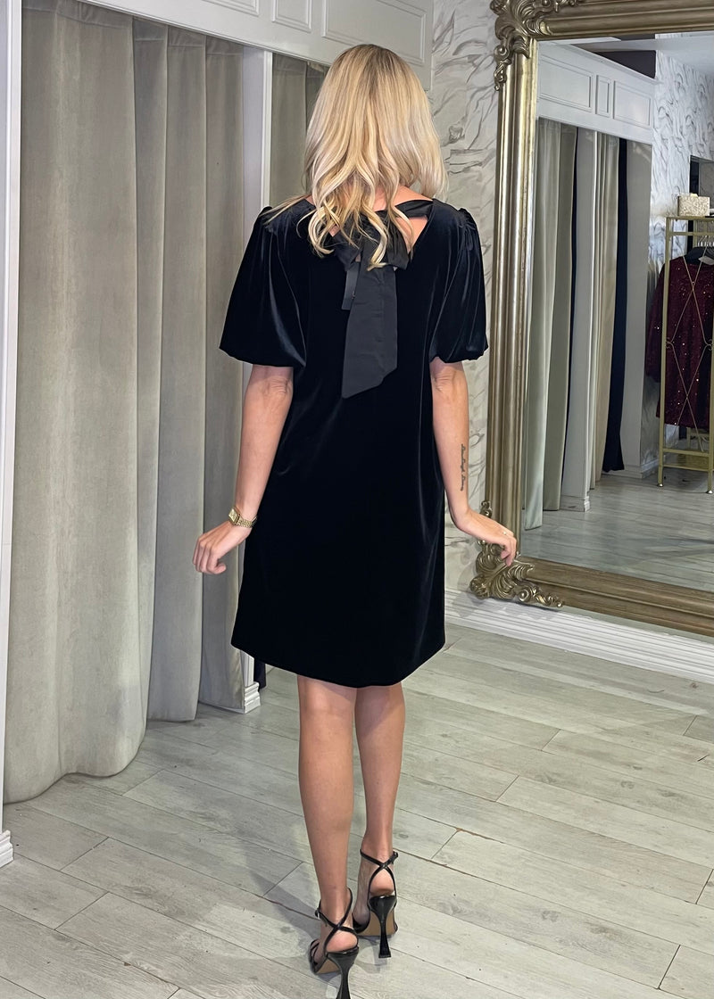 "Oakley" Dress In Black Velvet