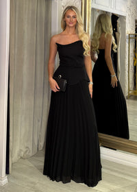 “Calista” Dress In Black