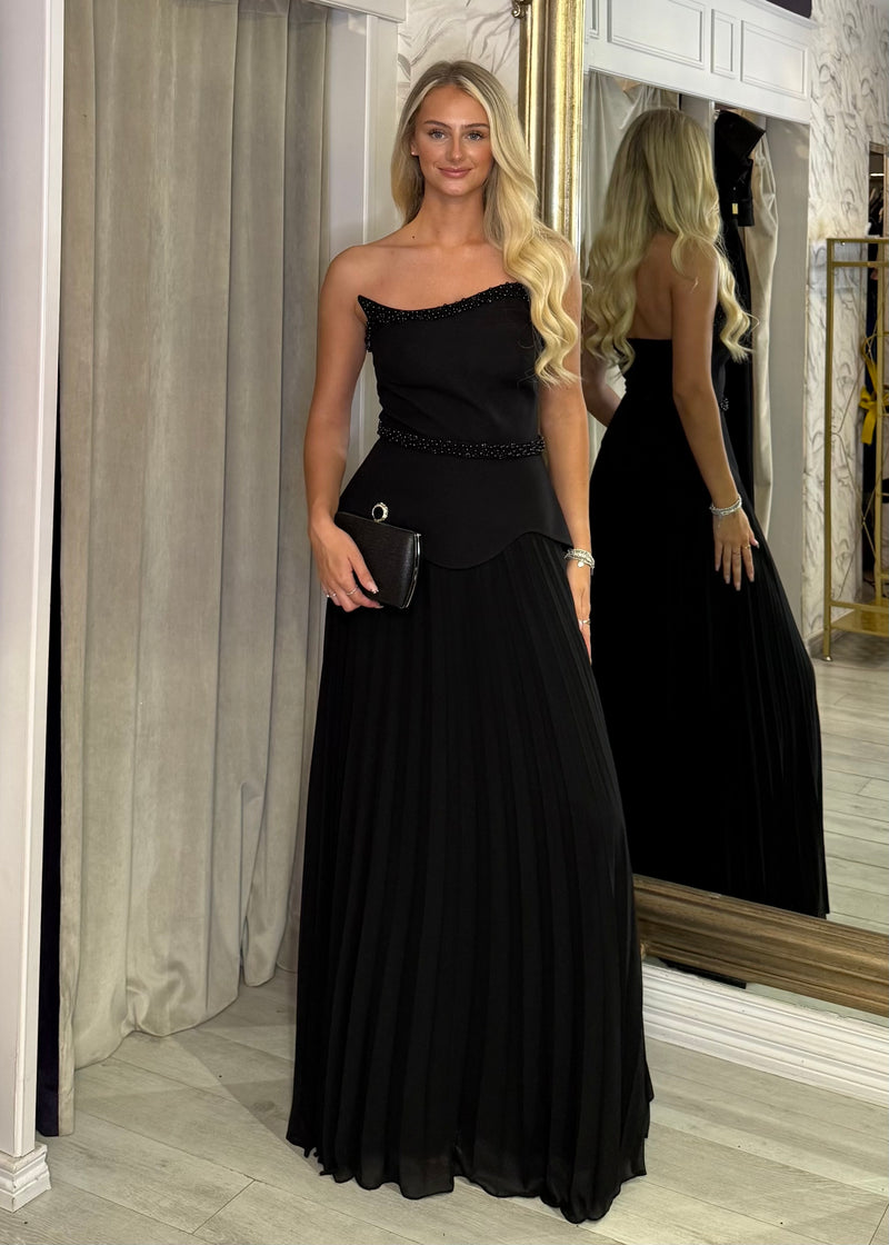 “Calista” Dress In Black