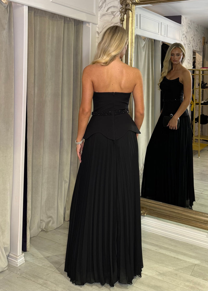 “Calista” Dress In Black