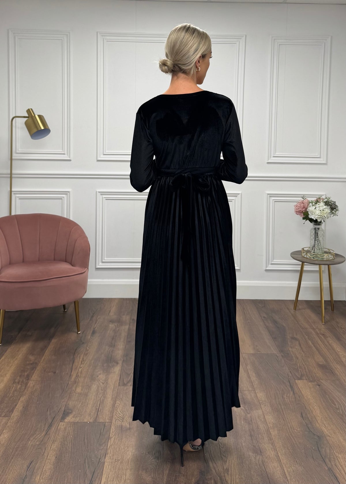 "Bonnie" Dress In Black Velvet