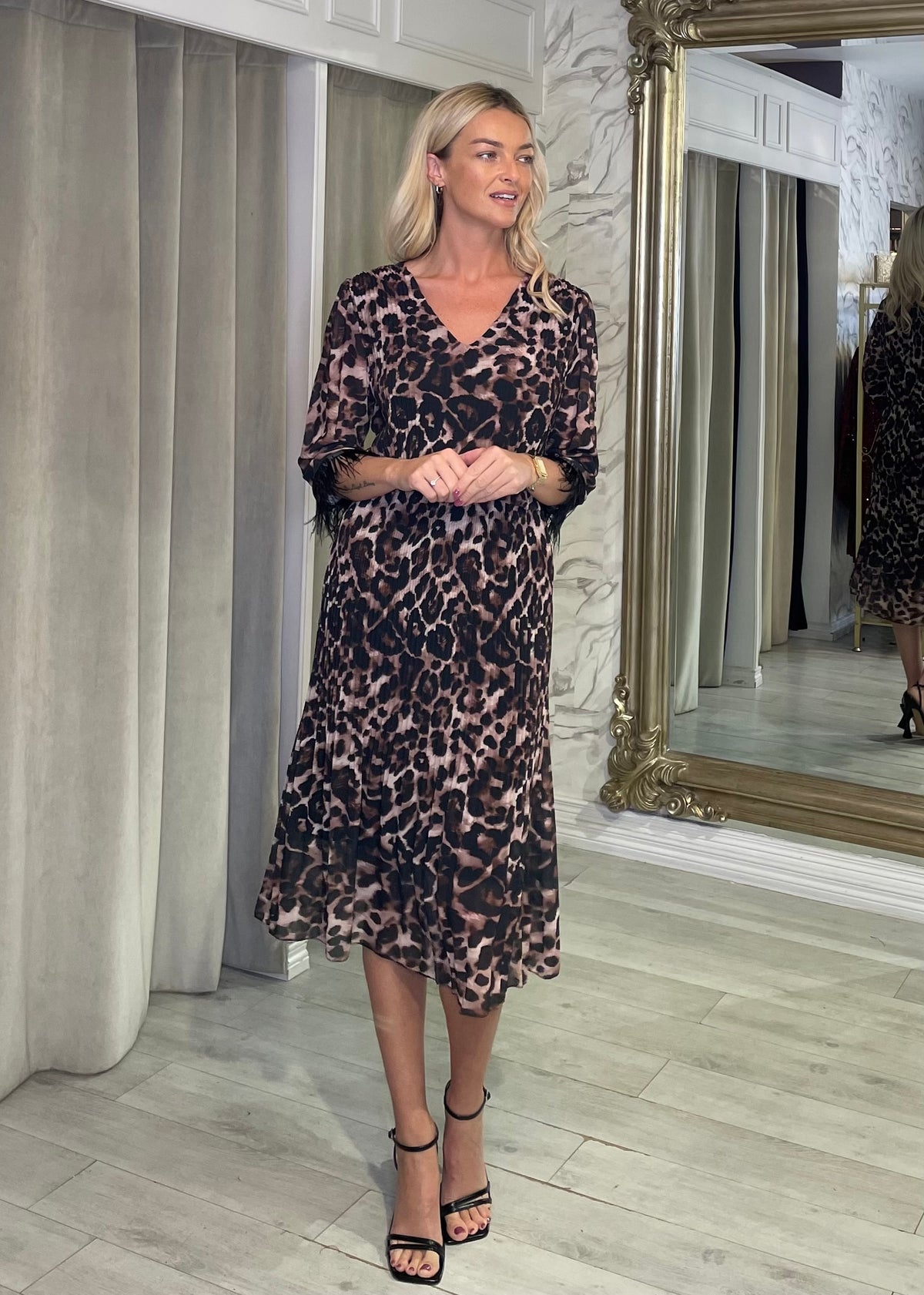 “Tamara” Dress In Leopard Print