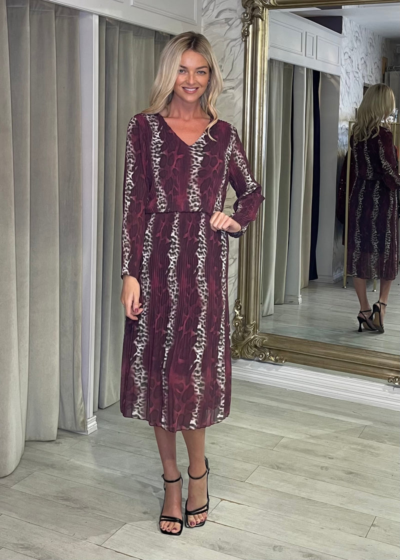 “Maggie” Dress In Mulberry Print