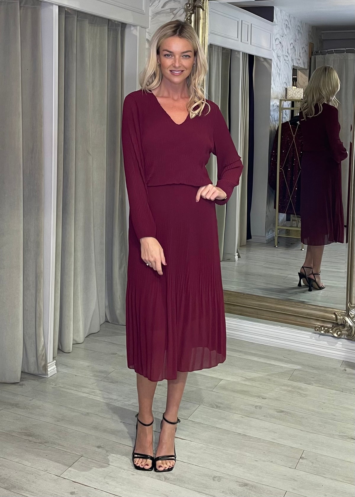 “Allison” Dress In Mulberry