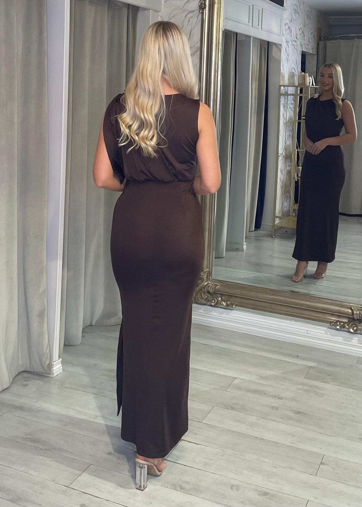 “Talia” Dress In Brown