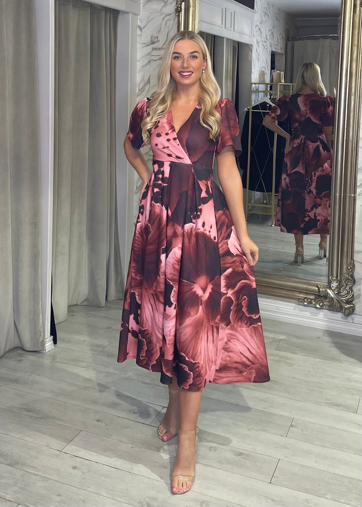 “Dora” Dress In Wine Floral