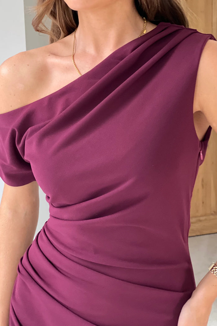 “Donna” Dress In Plum