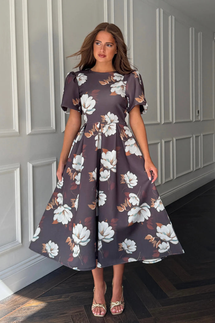 “Elowin” Dress In Brown Floral