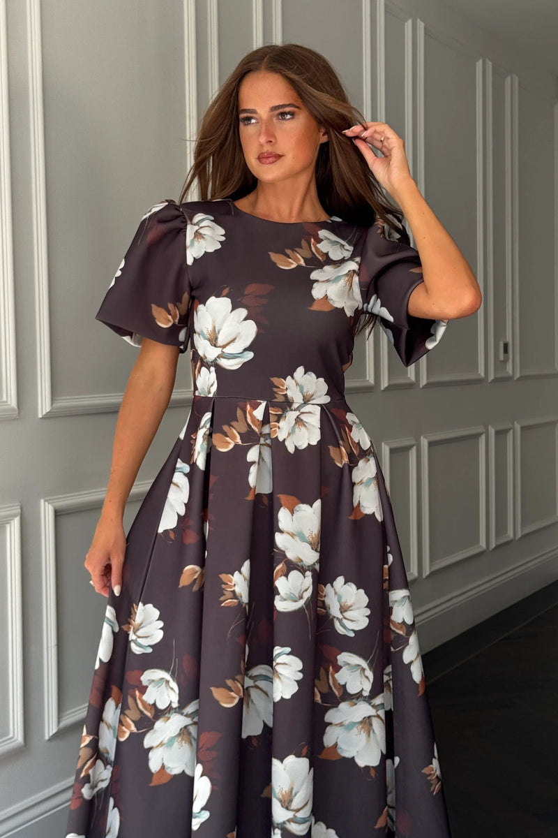 “Elowin” Dress In Brown Floral