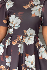 “Elowin” Dress In Brown Floral