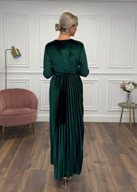 "Bonnie" Dress In Green Velvet